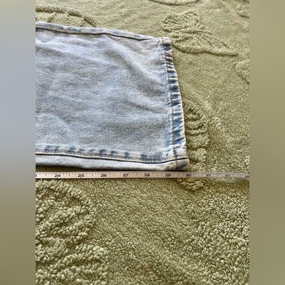 Micas Solid Cut Out Ripped Jeans in Light Wash Blue, size Small, NWT! - Picture 10 of 11